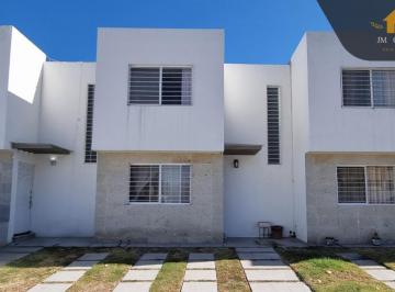 Casa de 2 habitaciones, Corregidora · Paseos del Bosque Ampliada