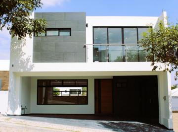 Casa · 270m² · 3 Recámaras · Casa en Parque Cuernavaca