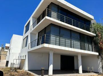 Casa · 547m² · 3 Recámaras · Casa en Fraccionamiento Lomas del Pedregal