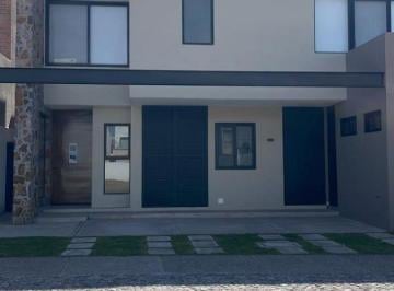 a37fe974bcea2c69fd23e7c3de9ea96a99c39b58dd23c7853eac2ba57b489b8b · Casa en Renta en Arco de Piedra, Juriquilla