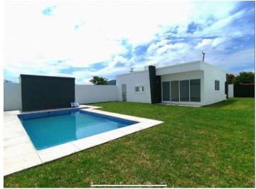 Casa de 3 habitaciones, Ayala · Venta de Casa con Alberca en Fracc Paraiso Tlahuicas