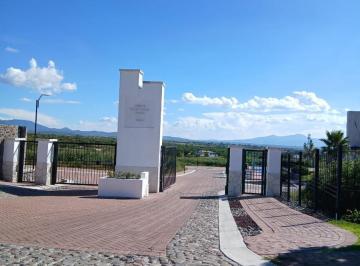 Terreno / Lote · Terreno en Corregidora
