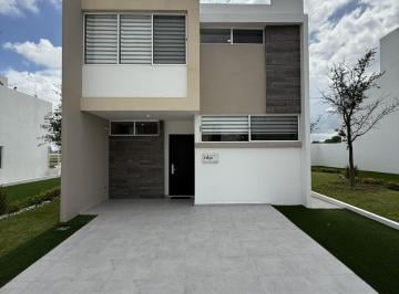 Casa en condominio · 4 Recámaras · 2 Estacionamientos · Casa en Venta en Caranday II Sección Betel