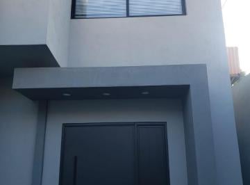 Casa · 310m² · 3 Recámaras · 3 Estacionamientos · Casa en Venta Remodelada Excelente Oportunidad