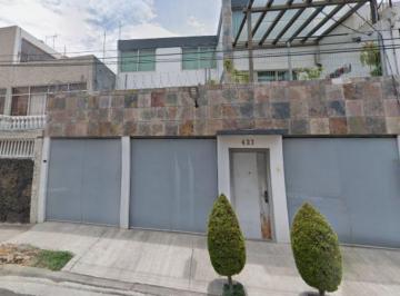 Casa de 3 habitaciones, Coyoacán · Casa en Cerro de La Estrella en Venta Hipotecaria