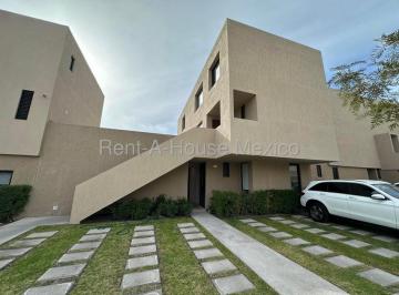 Departamento · 120m² · 2 Recámaras · 2 Estacionamientos · Altos de Juriquilla Departamento en Venta Rah1818