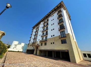 Departamento · 177m² · 3 Recámaras · 2 Estacionamientos · Cumbres del Lago Departamento en 2do Nivel en Venta Rah800