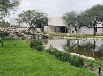 Terreno / Lote · 1270m² · Terreno en Venta en El Campanario Queretaro Frente a Campo de Golf