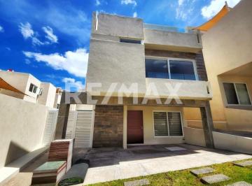Casa de 3 habitaciones, El Marqués · Casa en Venta en Zerenda, Zibata, Querétaro
