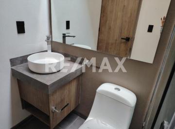 Casa · 180m² · 4 Recámaras · 2 Estacionamientos · Casa en Venta en Altozano El Nuevo Querétaro, Querétaro
