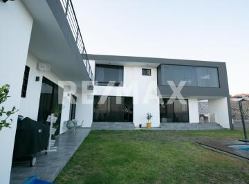 Casa de 6 habitaciones, Corregidora · Casa en Venta en Vista Real & Country Club, Queretaro