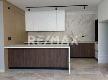 Casa de 4 habitaciones, Querétaro · Casa en Venta en Altozano, Querétaro. a Estrenar