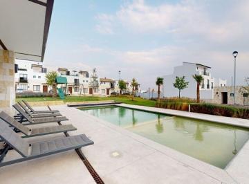 Casa · 116m² · 4 Recámaras · 2 Estacionamientos · Casa en Venta El Refugio Querétaro