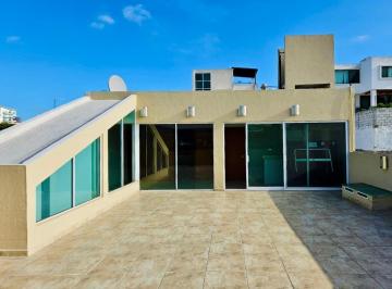 Casa · 440m² · 5 Recámaras · 3 Estacionamientos · Casa en Venta Milenio 3a Seccion Queretaro.