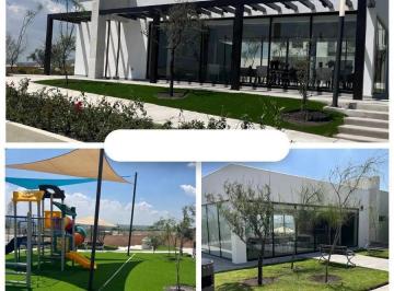 Casa · 122m² · 3 Recámaras · 2 Estacionamientos · Casa en Venta en Zákia, Querétaro