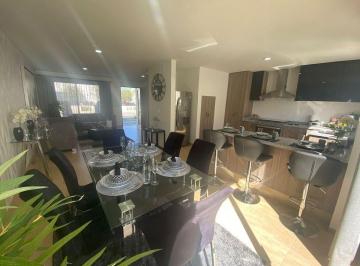 Casa · 108m² · 3 Recámaras · 2 Estacionamientos · Casa en Venta en San Isidro Juriquilla Querétaro