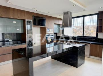 Casa de 3 habitaciones, Querétaro · Casa en Venta en San Benito Lomas del Campanario Norte Queretaro