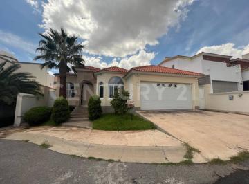 Casa · 253m² · 4 Recámaras · 4 Estacionamientos · Casa en Renta Lomas del Valle Ll Chihuahua, Chihuahua