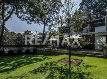 Casa en condominio · 248m² · 3 Recámaras · 2 Estacionamientos · Casa en Condominio en Renta Temporal - (4)