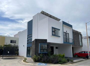 Casa en condominio de 3 habitaciones, Zapopan · En Venta El Campestre Residencial