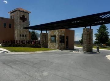 Terreno / Lote , Saltillo · Lotes en Venta en Fracc. Las Huertas