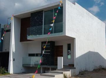 Casa en condominio en Venta de 3 habitaciones Casa Fuerte · Casa en Coto Privado con Casa Club - Casa Fuerte, Santa Anita