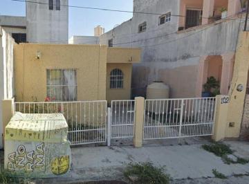 Casa de 2 habitaciones, Tampico · Casa en Venta en Gemma, Tampico, Tamaulipas.