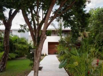 Casa 596m² Venta Cancún · Casa Frente Al Lago - Lagos del Sol, Te Regalamos Los Paneles Solares!