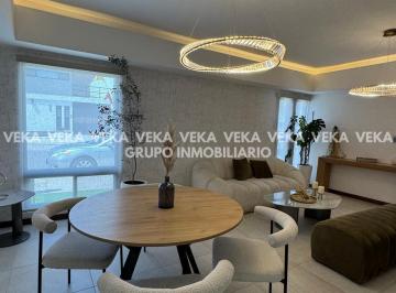 Casa · 205m² · 4 Recámaras · 2 Estacionamientos · Casa en Fraccionamiento Diamante Reliz