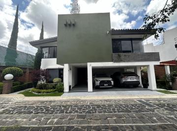 Casa en condominio · 380m² · 4 Recámaras · 3 Estacionamientos · Casa en Venta Concepcion Zavaleta