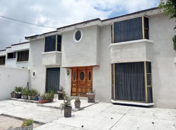 46f0b3bb9d2480cef88d427828e627bc8275d00fbbe6b2bf11a25439ba75f057 · Venta Casa Para Remodelar en Colón de Echegaray