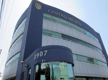 d03c4ea3fb482f02e52e55079cd8238dd771c574080d2b3dfdf2dd7563df756c · Venta de Consultorio Médico con Oficinas en Centro Médico Medici