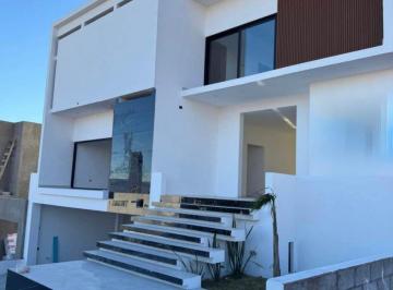 Casa de 4 habitaciones, Chihuahua · Venta de Casa en Residencial Dominion