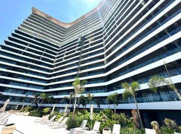 Departamento · 112m² · 2 Recámaras · En Venta Lujoso Departamento en Puerto Cancun Woha Tower Av Bonampak de 2 Rec