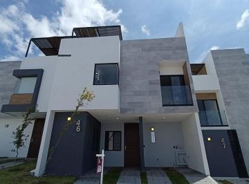 Casa · 220m² · 3 Recámaras · 3 Estacionamientos · Casa Nueva en Venta