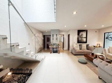 Casa · 371m² · 3 Recámaras · 3 Estacionamientos · Casa en Venta en Cumbres del Lago Juriquilla