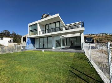 Casa de 3 habitaciones, Huixquilucan · Casa en Venta Bosque Real en Privada