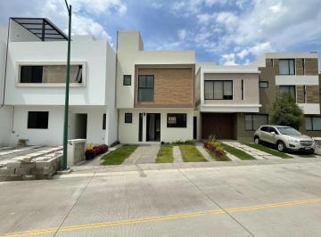 Casa · 147m² · 3 Recámaras · 2 Estacionamientos · Casa Esmeralda 5, San Mateo Atenco