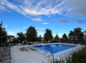 Casa en condominio de 4 habitaciones, El Marqués · Venta de Casa en Antalia Ambar, Zibatà con Diseño Moderno Funcional Frente Àreas Verdes