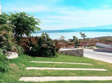 Terreno / Lote · 317m² · Increíble Terreno en Zerenna Tequesquitengo