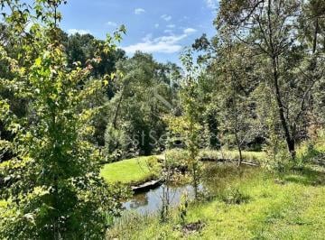 Rancho de 2 habitaciones, Valle de Bravo · Rancho con Río en Venta
