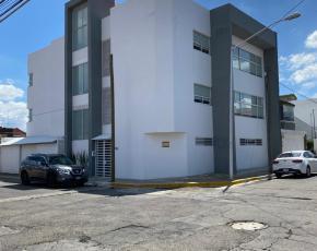 Departamento · 180m² · 2 Recámaras · 2 Estacionamientos · Renta Departamento Estrellas del Sur, Puebla, Pue.