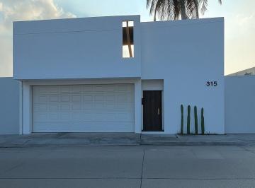 Casa · 175m² · 3 Recámaras · 4 Estacionamientos · Oportnidad Unica Amplia Casa en Venta en La Col Luna Luna Ciudad Madero Tamaulipas