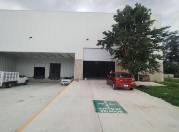 Nave industrial , Mérida · Bodega en Renta en Parque Industrial con Caseta de Acceso y Guardias 24/7