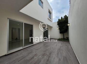 Casa de 3 habitaciones, San Andrés Cholula · Casa de 239 m² en Venta con Espacios Amplios y Bien Iluminados, de 3 Recámaras Cada Una con Su Baño