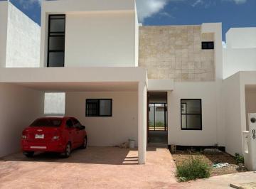 Casa · 210m² · 4 Recámaras · 2 Estacionamientos · Venta de Casa en Residencial Capri Cholul Yucatan