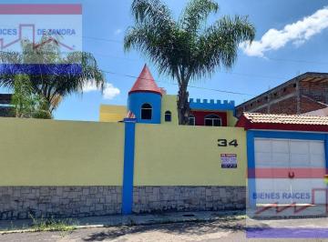 Quinta · 270m² · 1 Recámara · 2 Estacionamientos · Quinta - Fraccionamiento El Opeño
