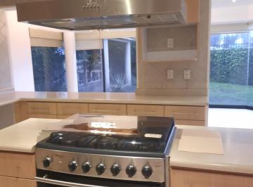 Casa · 336m² · 3 Recámaras · 3 Estacionamientos · Casa en Venta Cuajimalpa 336 m² 3 Recamaras