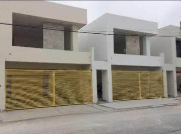 Casa · 240m² · 3 Recámaras · 2 Estacionamientos · Casa Nueva en Venta en Antonio Plaza Col. Los Mangos, Cd. Madero, Tam.