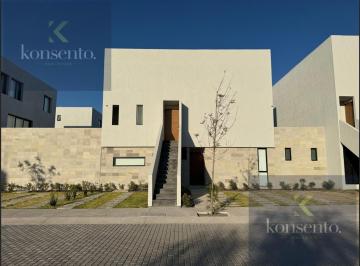 Casa en condominio · 147m² · 3 Recámaras · 2 Estacionamientos · Casa en Condominio en Fraccionamiento Cumbres del Lago
